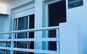 Chrisanthi Apartments